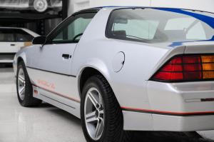 Chevrolet Camaro Z28 IROC-Z 1985 года 